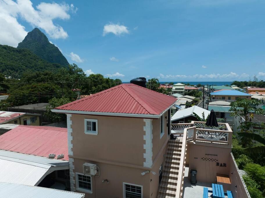 Maggie'S Inn Soufrière Exterior foto