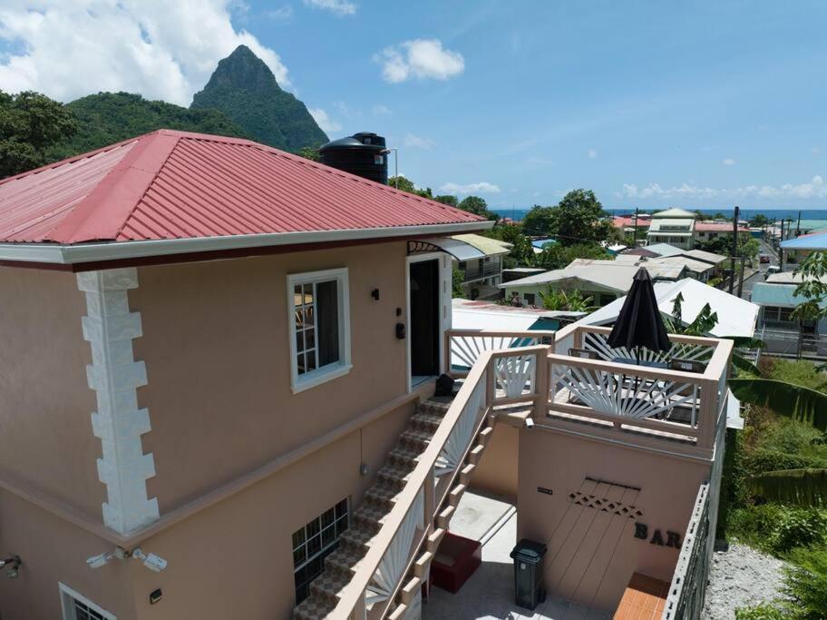 Maggie'S Inn Soufrière Exterior foto